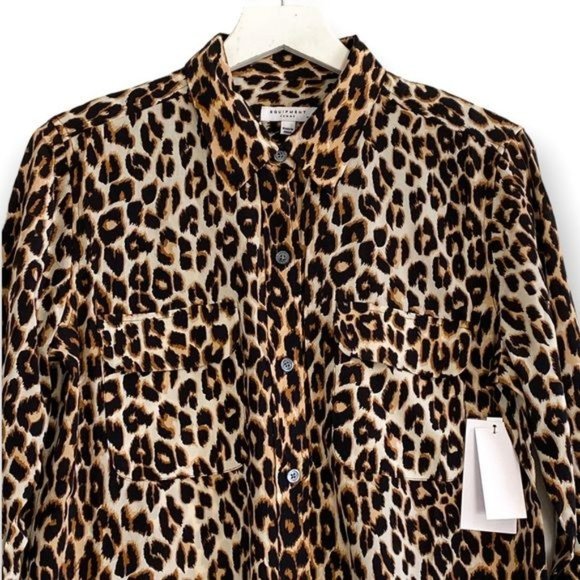 NWT Equipment Slim Signature Silk Shirt in Anima Print, Size M - Picture 3 of 9